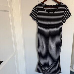 Maternity Striped Short-Sleeve Midi Dress - Blue & White size M